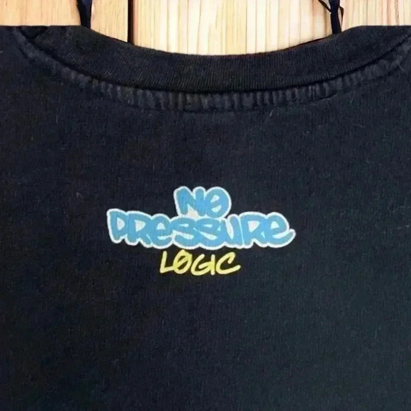 Logic No Pressure Tour 2021 Men’s Size Small  Black Crewneck Sweatshirt. - Picture 2 of 3